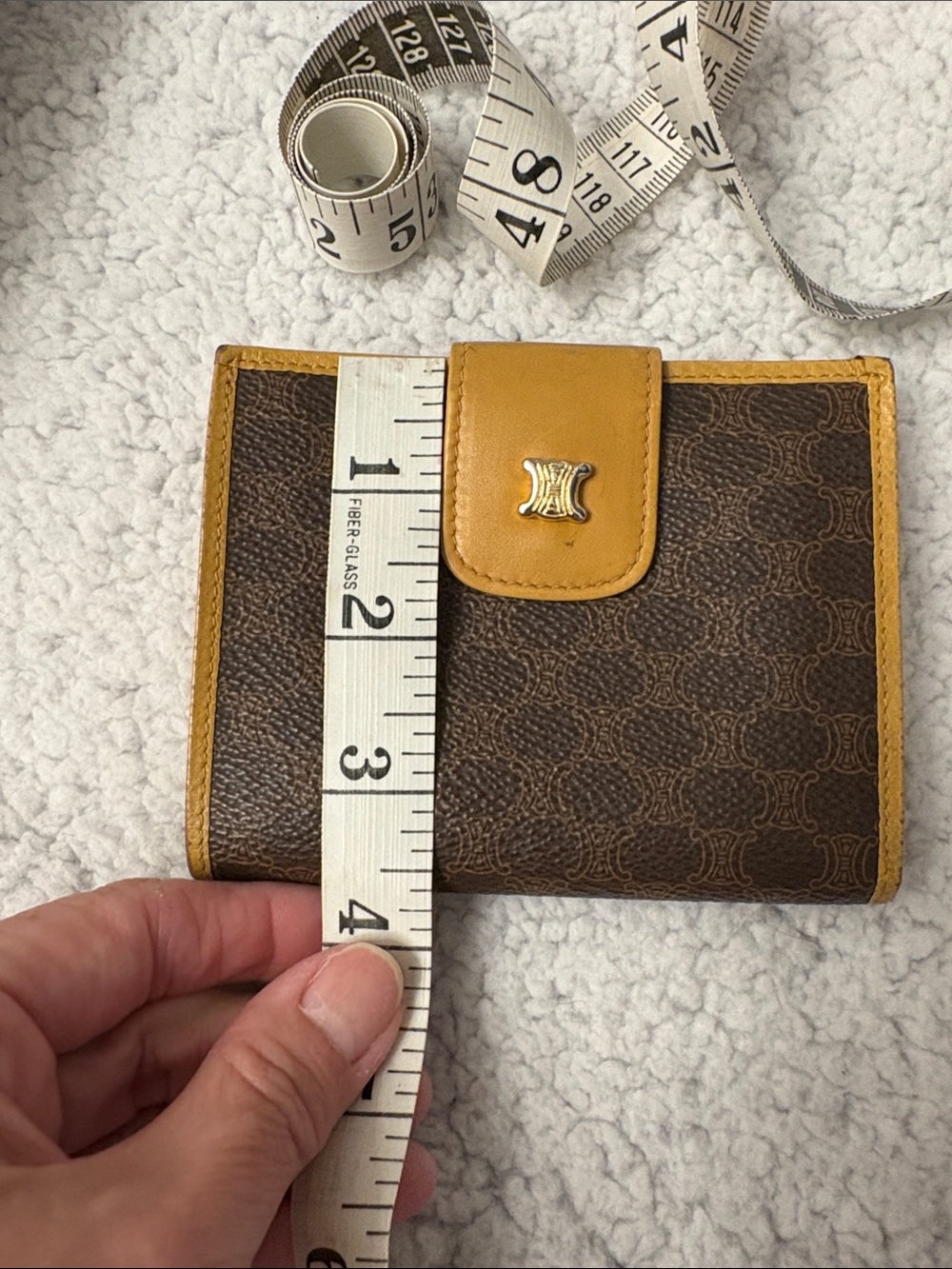 Vintage CELINE Macadam Triomphe Bifold Compact Wallet Yellow Mustard Leather - Picture 14 of 14